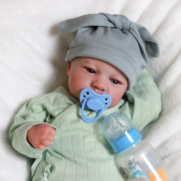 Realistic Reborn Dolls Newborn Baby Boy Vinyl Silicone Lifelike Bebe Xmas Gift - Picture 5 of 7